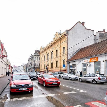 Casa Blum Hotel Lugoj Bagian luar foto