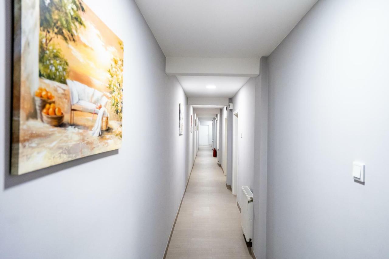 Casa Blum Hotel Lugoj Bagian luar foto