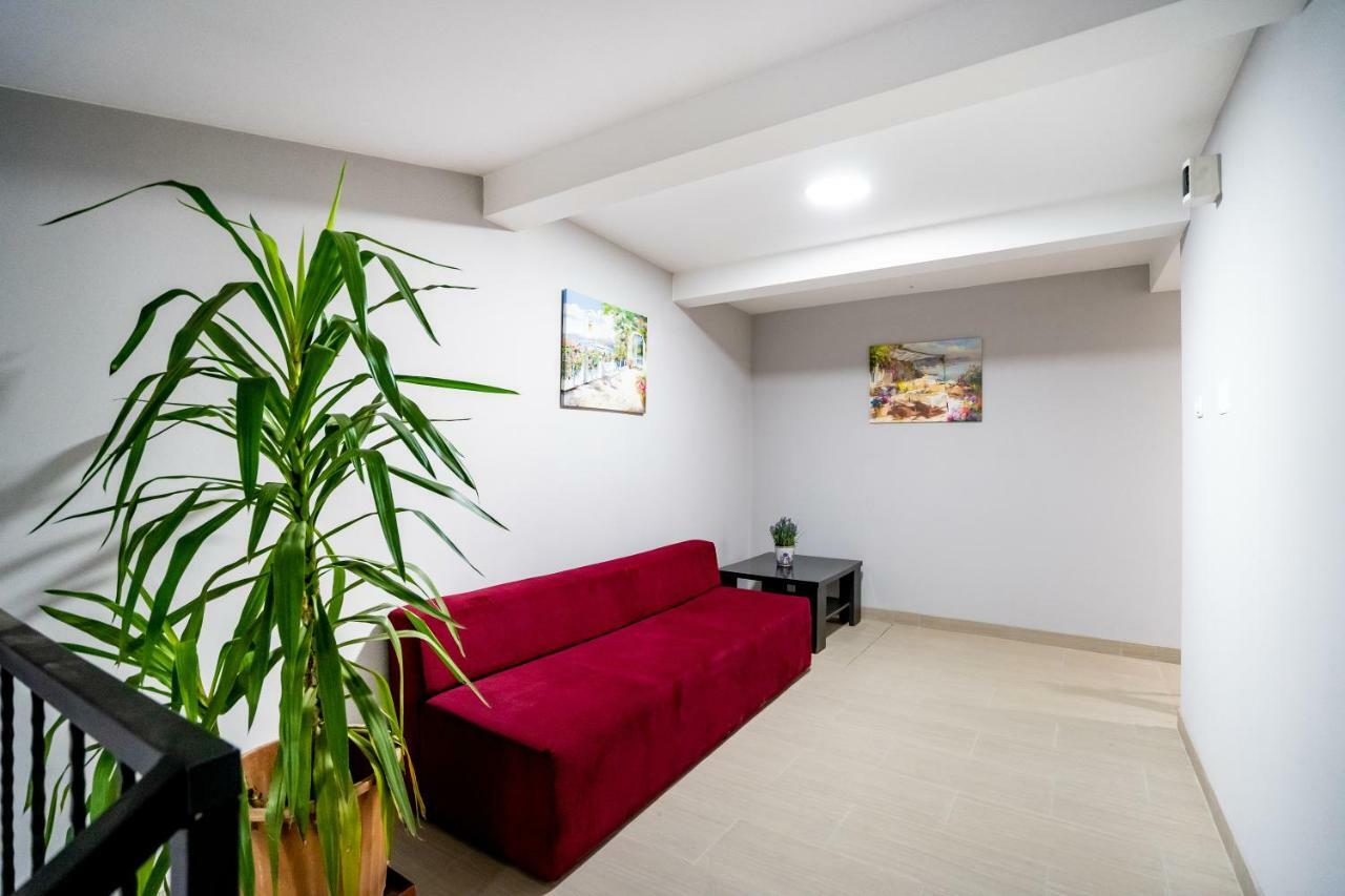 Casa Blum Hotel Lugoj Bagian luar foto